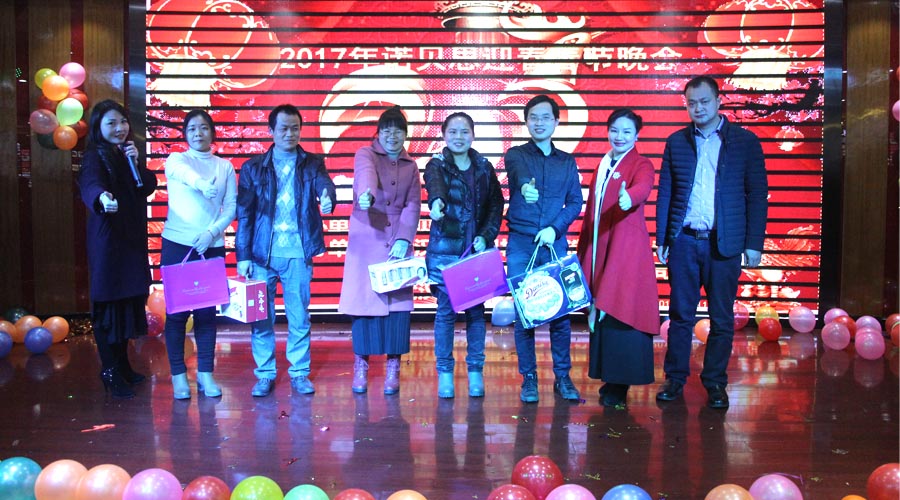 芭乐视频APP黄色版下载安装年会